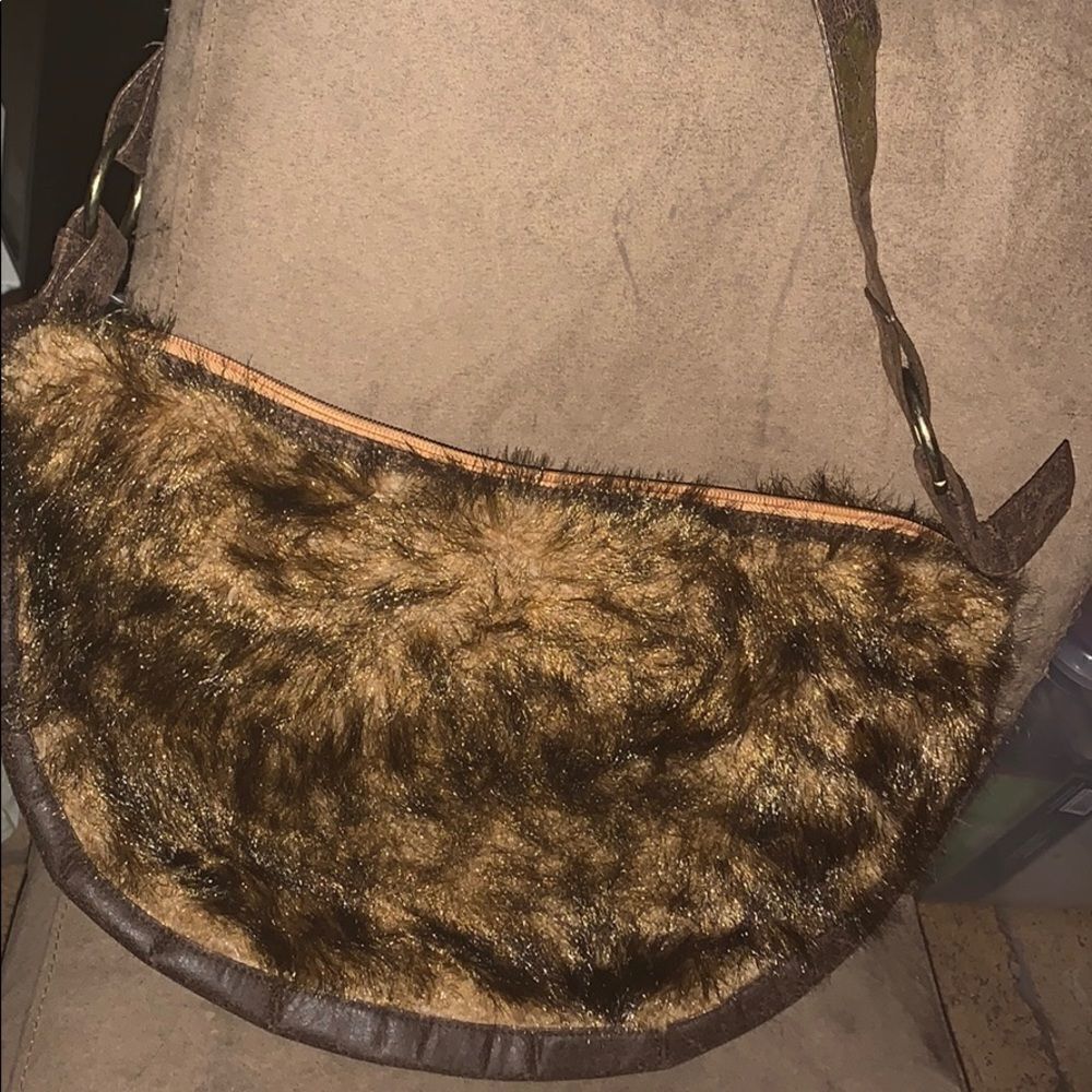 Faux fur purse‎